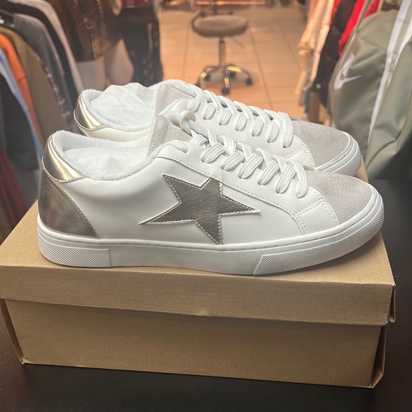 Steve Madden Shoes Steve Madden - M 63b7441cdbb0e7a0d786db0d 